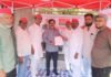 समाजवादी पक्षाचे पुणे महानगरपालिकेसमोर बेमुदत धरणे आंदोलन; भेदभावपूर्ण अतिक्रमण कारवाईविरोधात तीव्र निषेध